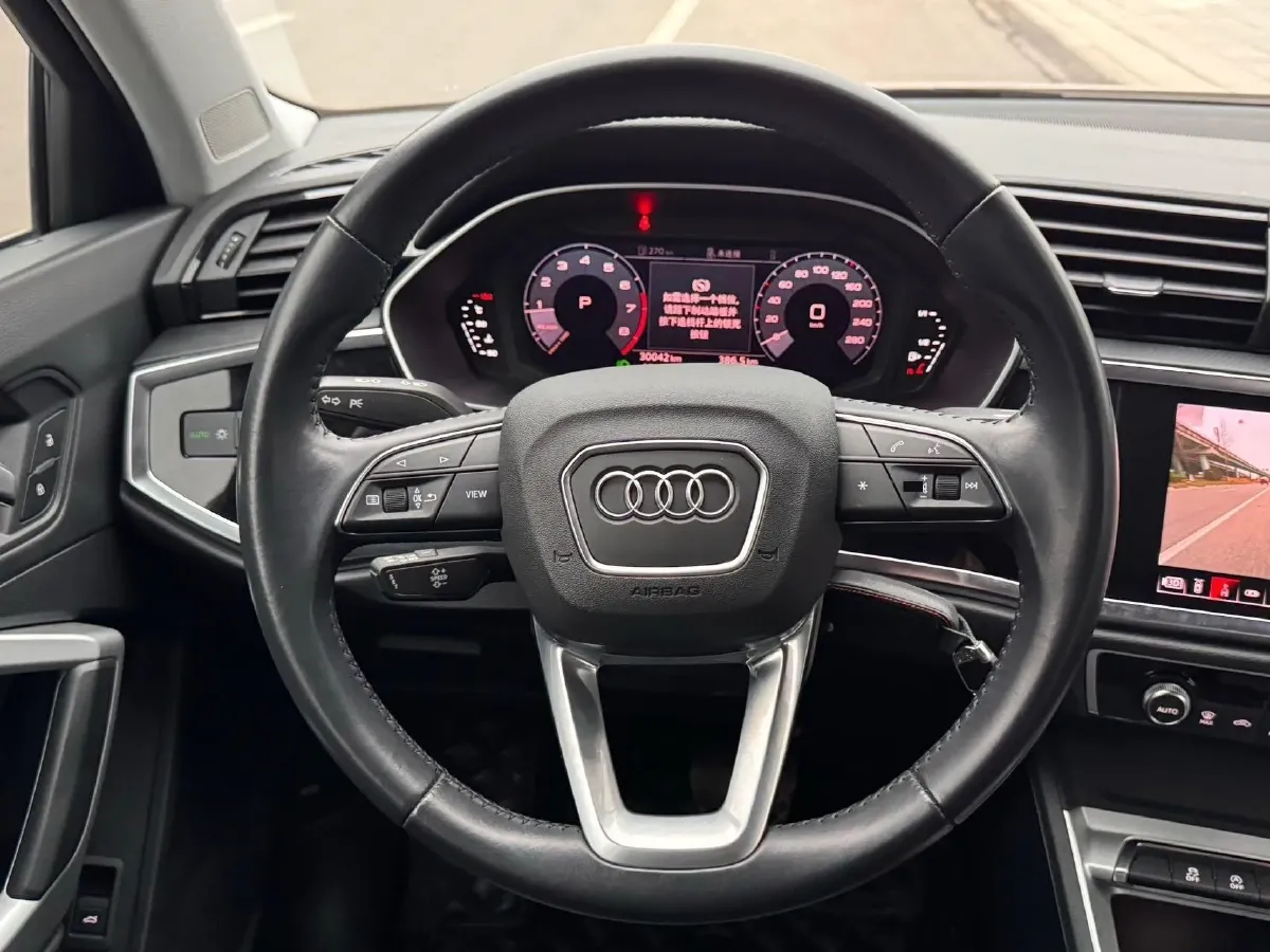 2021 Audi Q3 1.4T 150HP L4 7DCT,autocango,china used car exporter,china ev exporter,chinese used car exporter,chinese used ev exporter