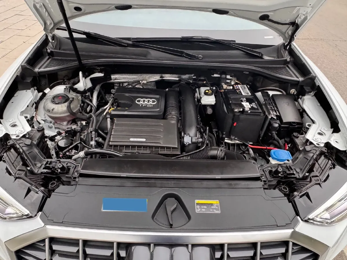 2021 Audi Q3 1.4T 150HP L4 7DCT,autocango,china used car exporter,china ev exporter,chinese used car exporter,chinese used ev exporter