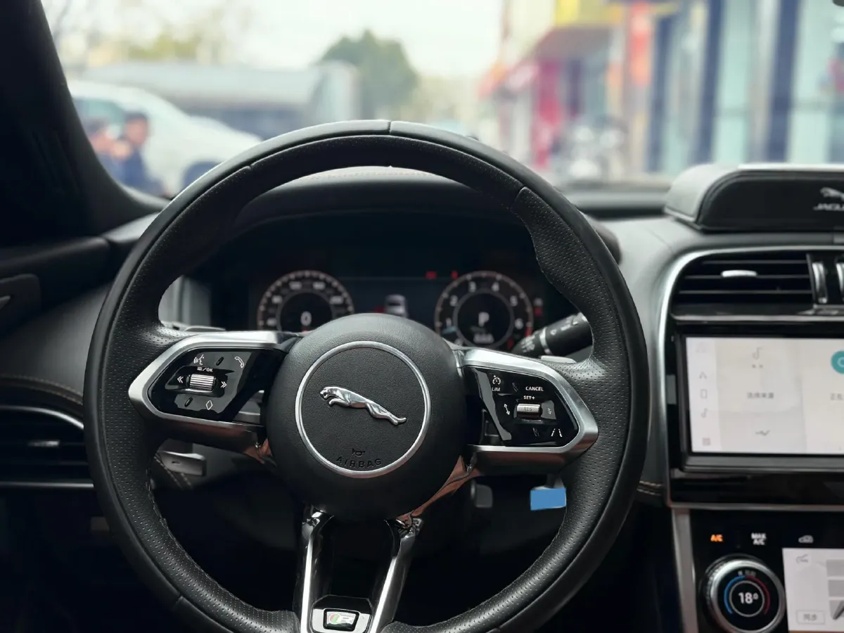 2024 Jaguar XEL 2.0T 250HP L4 8AT,autocango,china used car exporter,china ev exporter,chinese used car exporter,chinese used ev exporter