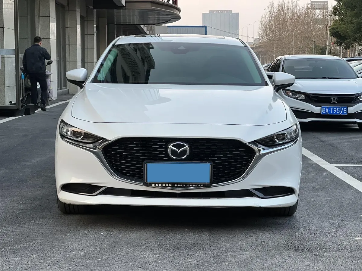 2022 Mazda 3 Axela 2.0L 158HP L4 6AT,autocango,china used car exporter,china ev exporter,chinese used car exporter,chinese used ev exporter