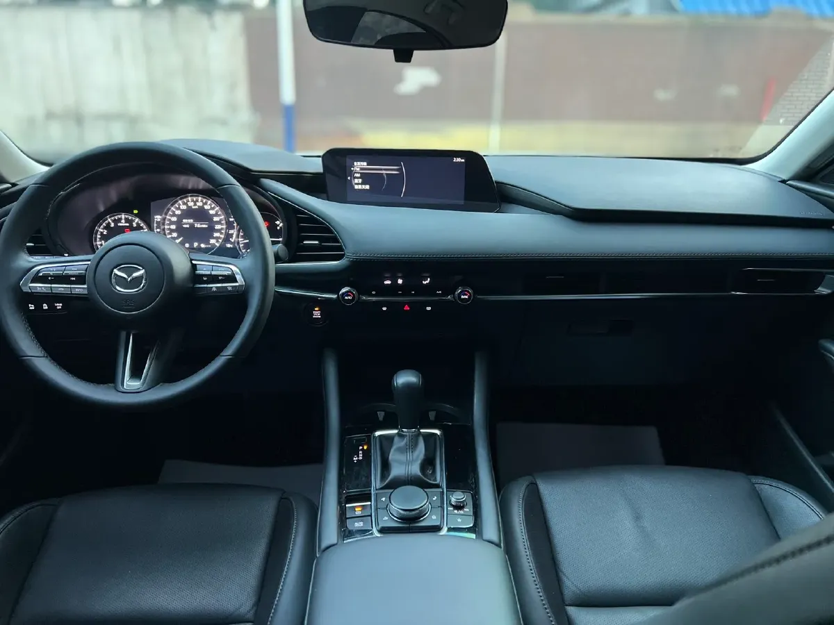 2022 Mazda 3 Axela 2.0L 158HP L4 6AT,autocango,china used car exporter,china ev exporter,chinese used car exporter,chinese used ev exporter