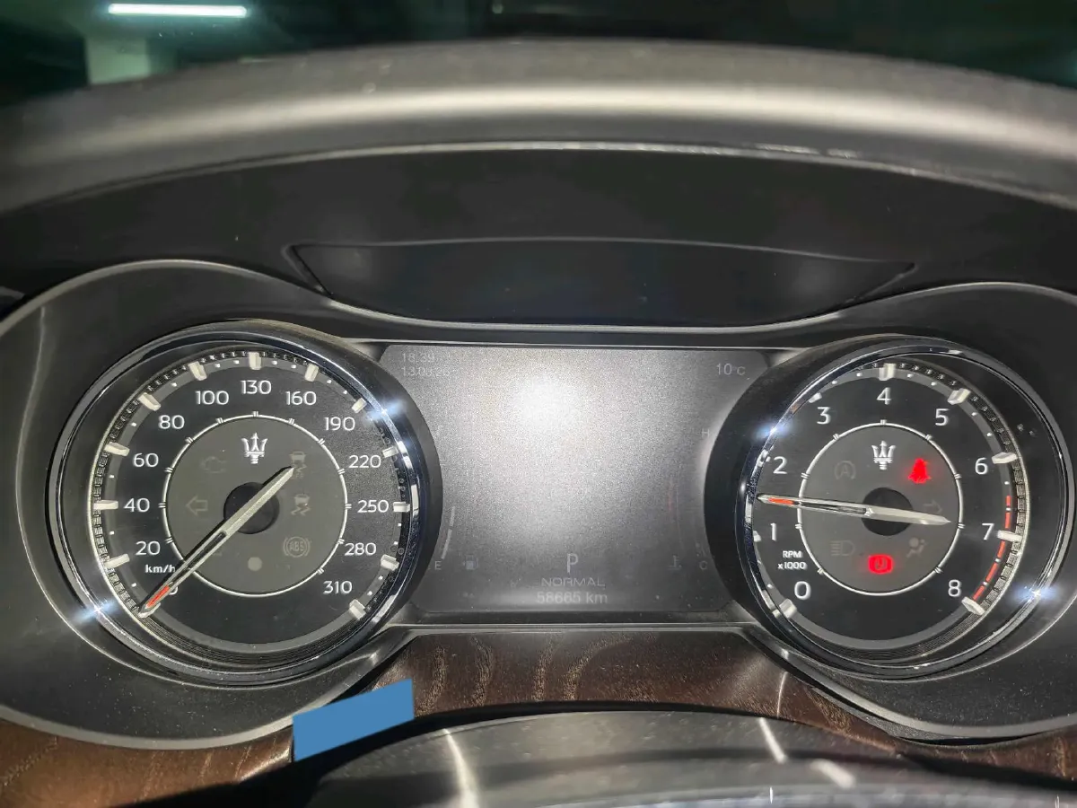 2021 Maserati Quattroporte 3.0T 350HP V6 8AT,autocango,china used car exporter,china ev exporter,chinese used car exporter,chinese used ev exporter