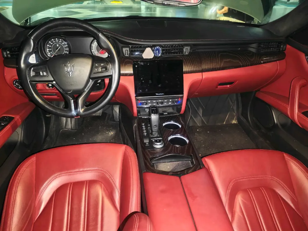 2021 Maserati Quattroporte 3.0T 350HP V6 8AT,autocango,china used car exporter,china ev exporter,chinese used car exporter,chinese used ev exporter