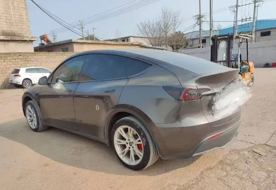 2022 Tesla Model Y BEV 60KWH,autocango,china used car exporter,china ev exporter,chinese used car exporter,chinese used ev exporter