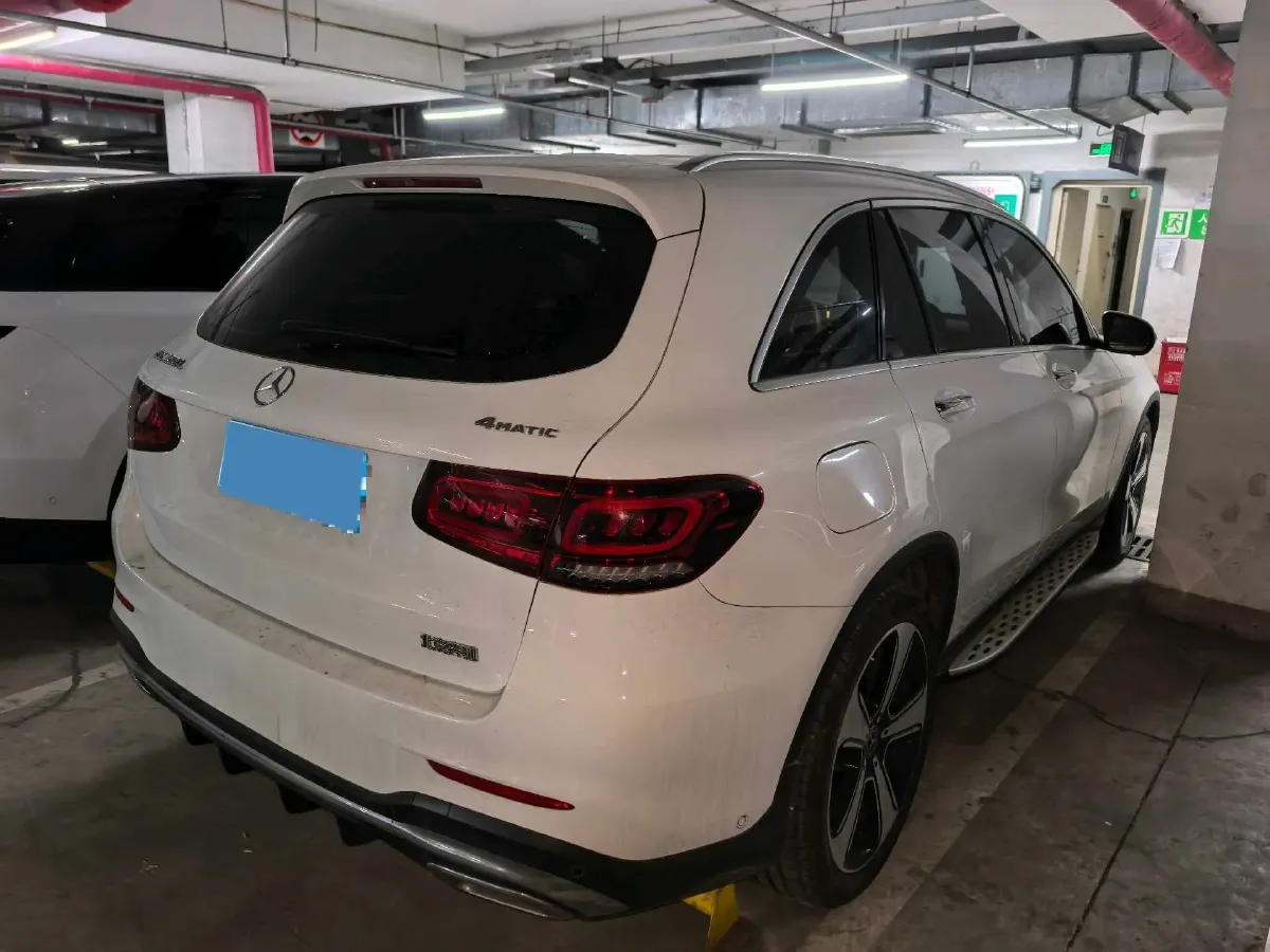 2021 Mercedes-Benz GLC Class 2.0T 258HP L4 9AT,autocango,china used car exporter,china ev exporter,chinese used car exporter,chinese used ev exporter