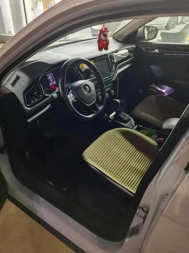 2019 Volkswagen T-Roc 1.4T 150HP L4 7DCT,autocango,china used car exporter,china ev exporter,chinese used car exporter,chinese used ev exporter