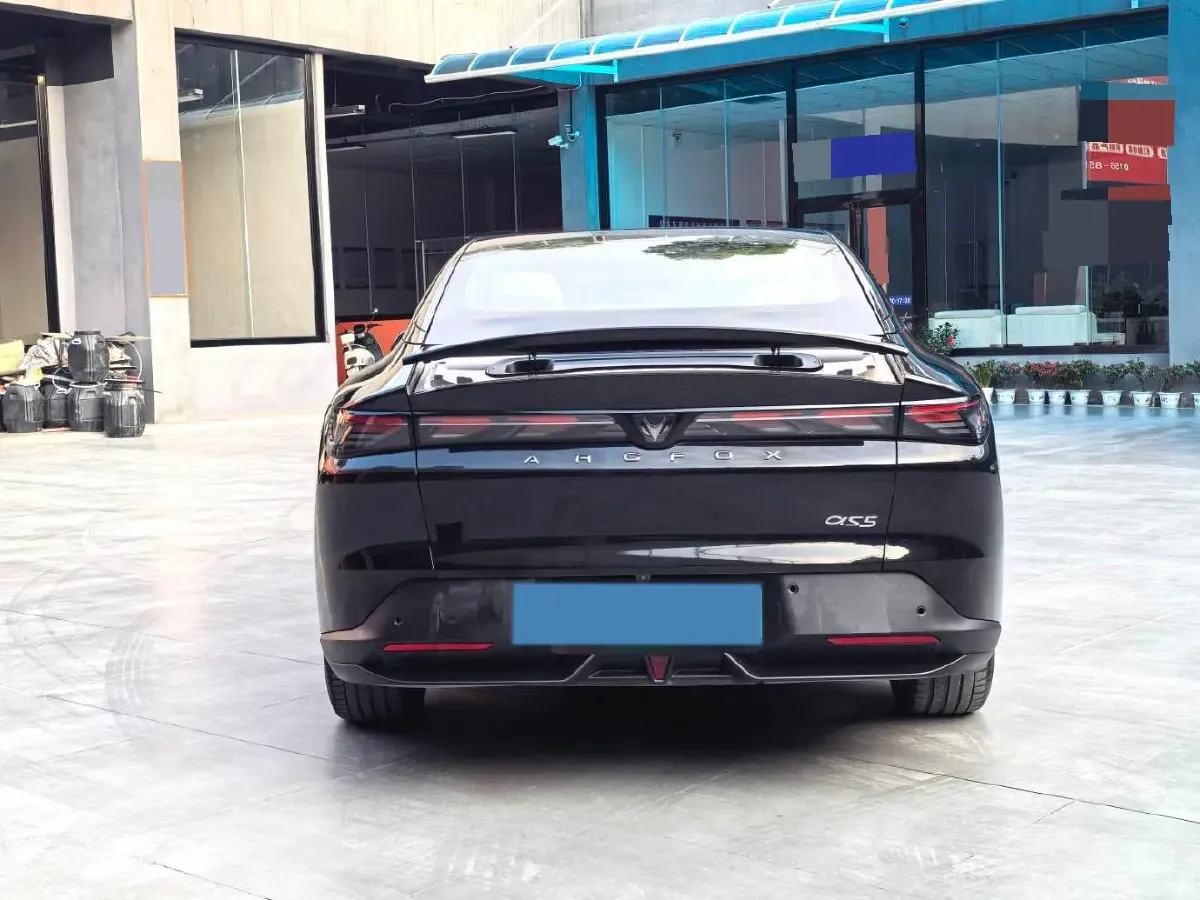 2024 ARCFOX αT5 BEV 79.2KWH,autocango,china used car exporter,china ev exporter,chinese used car exporter,chinese used ev exporter