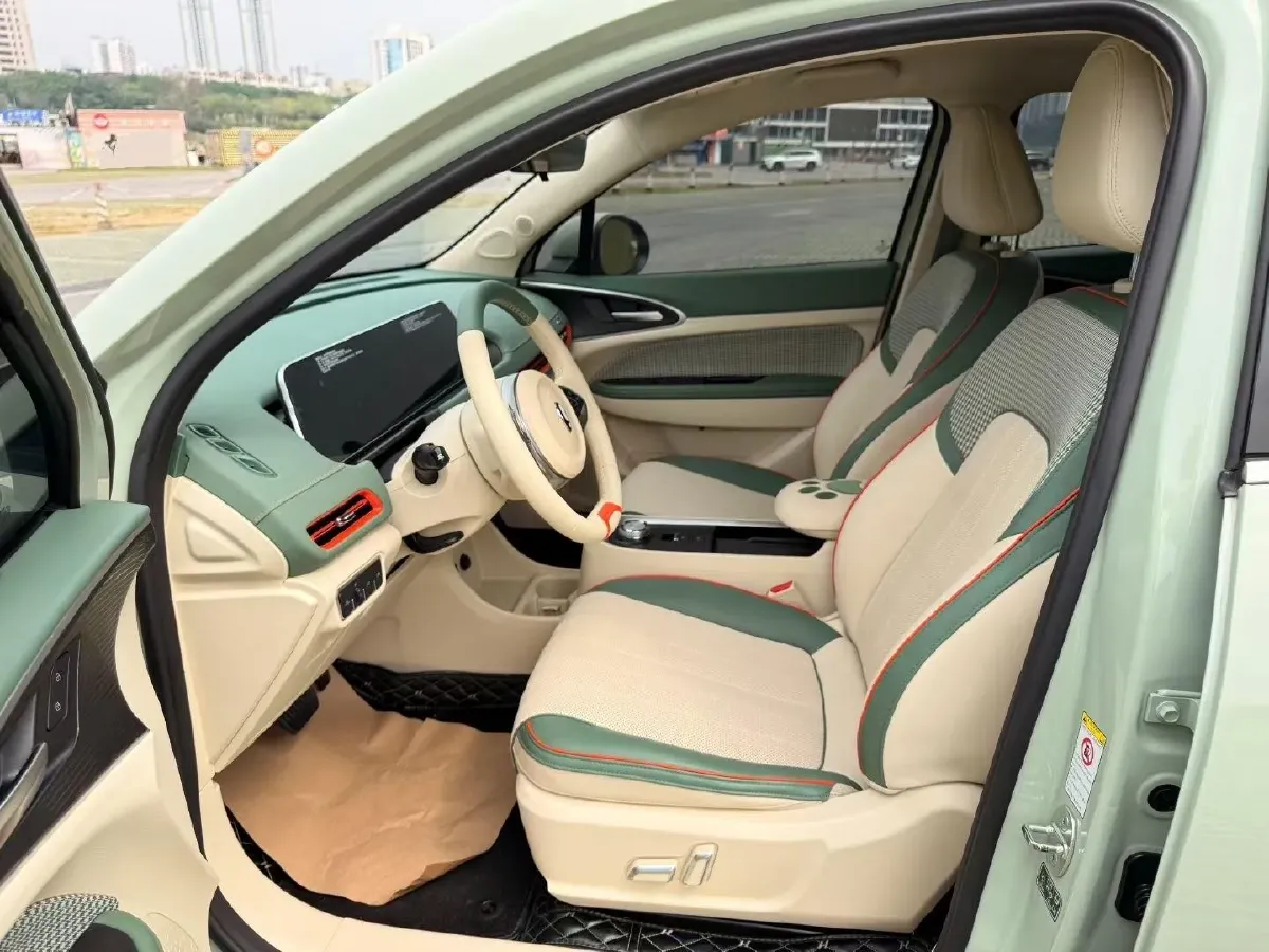 2022 ChangAn CS75 Plus 1.5T 178HP L4 6AT,autocango,china used car exporter,china ev exporter,chinese used car exporter,chinese used ev exporter