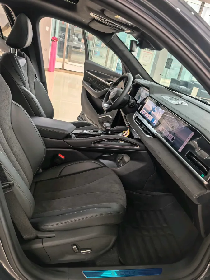 2024 Geely Monjaro 2.0T 238HP L4 8AT,autocango,china used car exporter,china ev exporter,chinese used car exporter,chinese used ev exporter