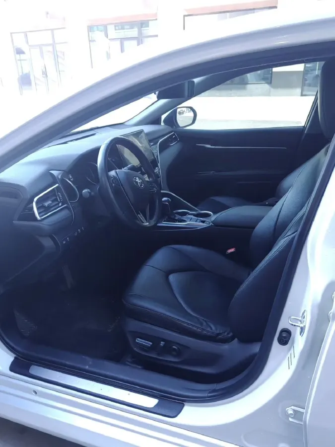 2021 Toyota Camry 2.0L 178HP L4 CVT,autocango,china used car exporter,china ev exporter,chinese used car exporter,chinese used ev exporter