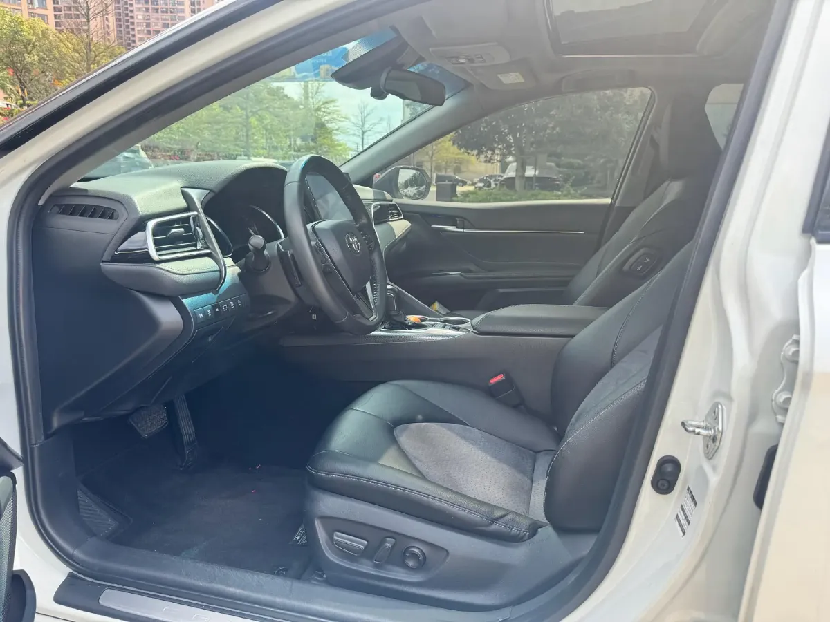 2021 Toyota Camry 2.0L 178HP L4 CVT,autocango,china used car exporter,china ev exporter,chinese used car exporter,chinese used ev exporter