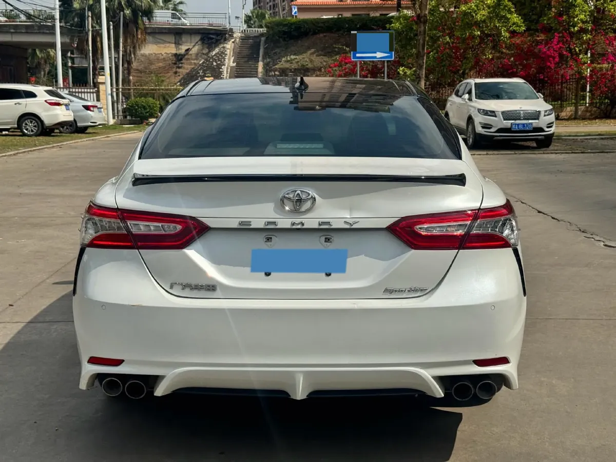 2021 Toyota Camry 2.0L 178HP L4 CVT,autocango,china used car exporter,china ev exporter,chinese used car exporter,chinese used ev exporter