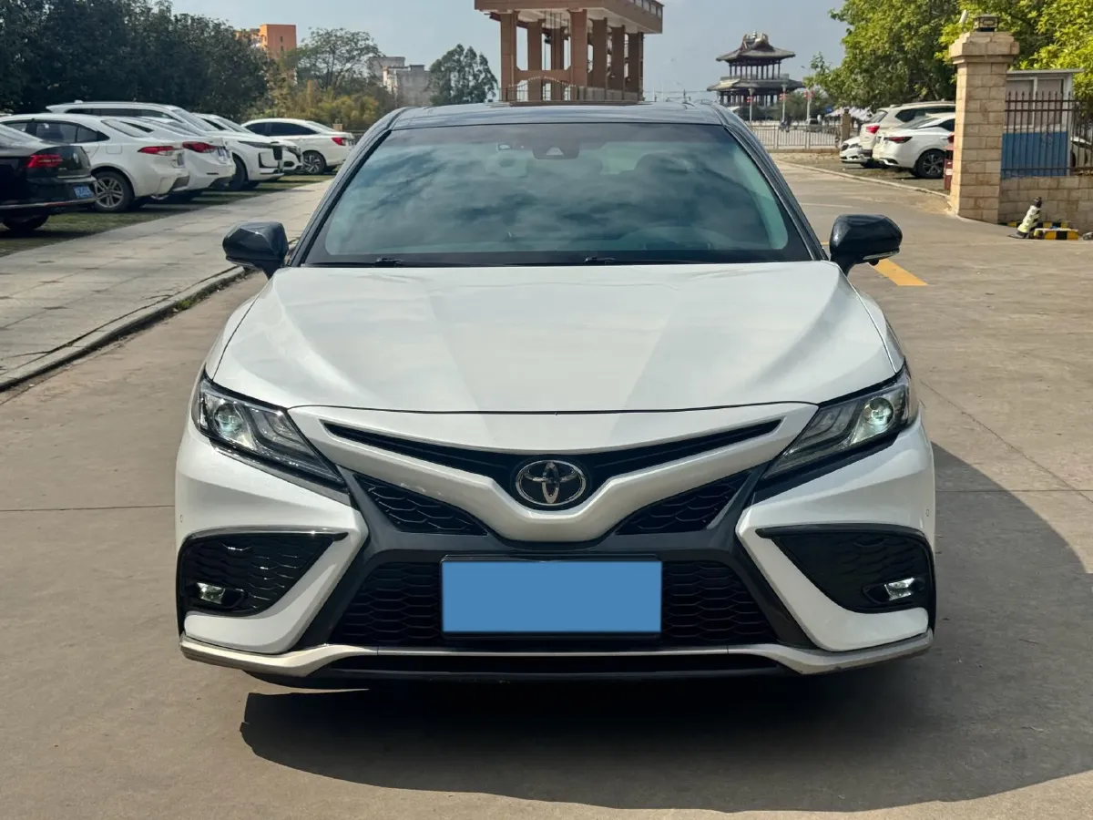 2021 Toyota Camry 2.0L 178HP L4 CVT,autocango,china used car exporter,china ev exporter,chinese used car exporter,chinese used ev exporter