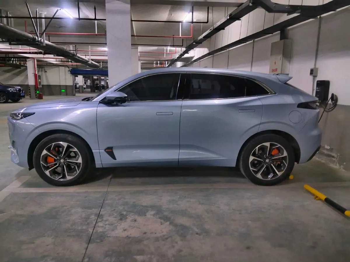 2023 ChangAn UNI-K iDD 1.5T 170HP L4 6TCT PHEV 28.39KWH,autocango,china used car exporter,china ev exporter,chinese used car exporter,chinese used ev exporter