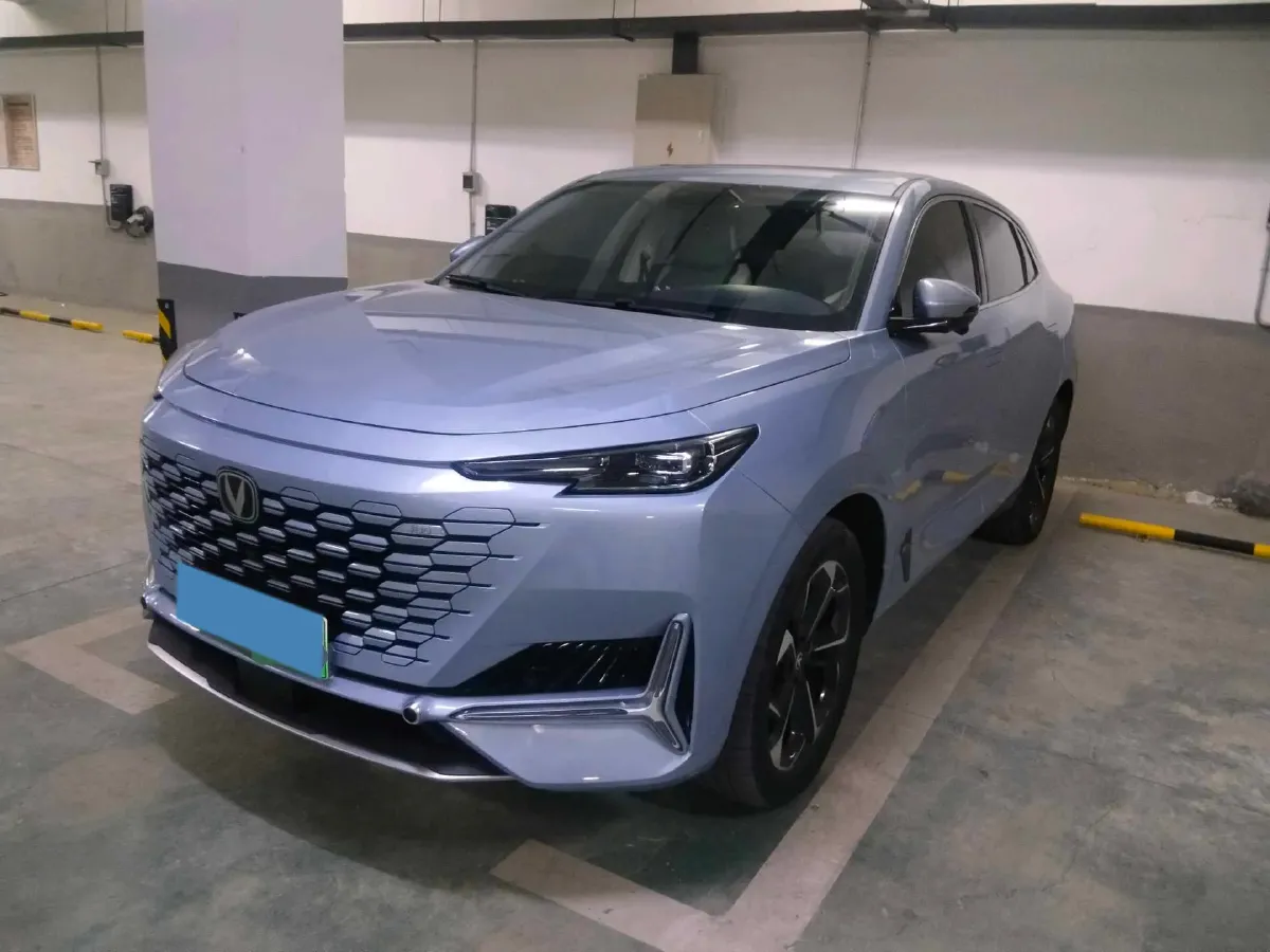 2023 ChangAn UNI-K iDD 1.5T 170HP L4 6TCT PHEV 28.39KWH,autocango,china used car exporter,china ev exporter,chinese used car exporter,chinese used ev exporter