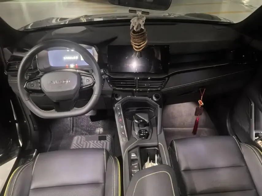 2023 LYNK&CO 03 1.5T 181HP L4 7DCT,autocango,china used car exporter,china ev exporter,chinese used car exporter,chinese used ev exporter