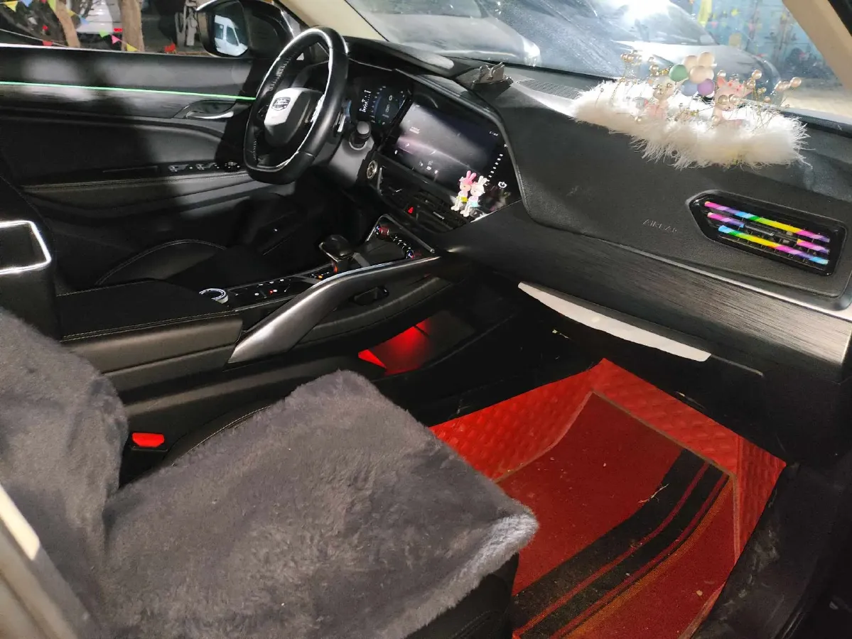 2021 Geely Tugella 2.0T 238HP L4 8AT,autocango,china used car exporter,china ev exporter,chinese used car exporter,chinese used ev exporter