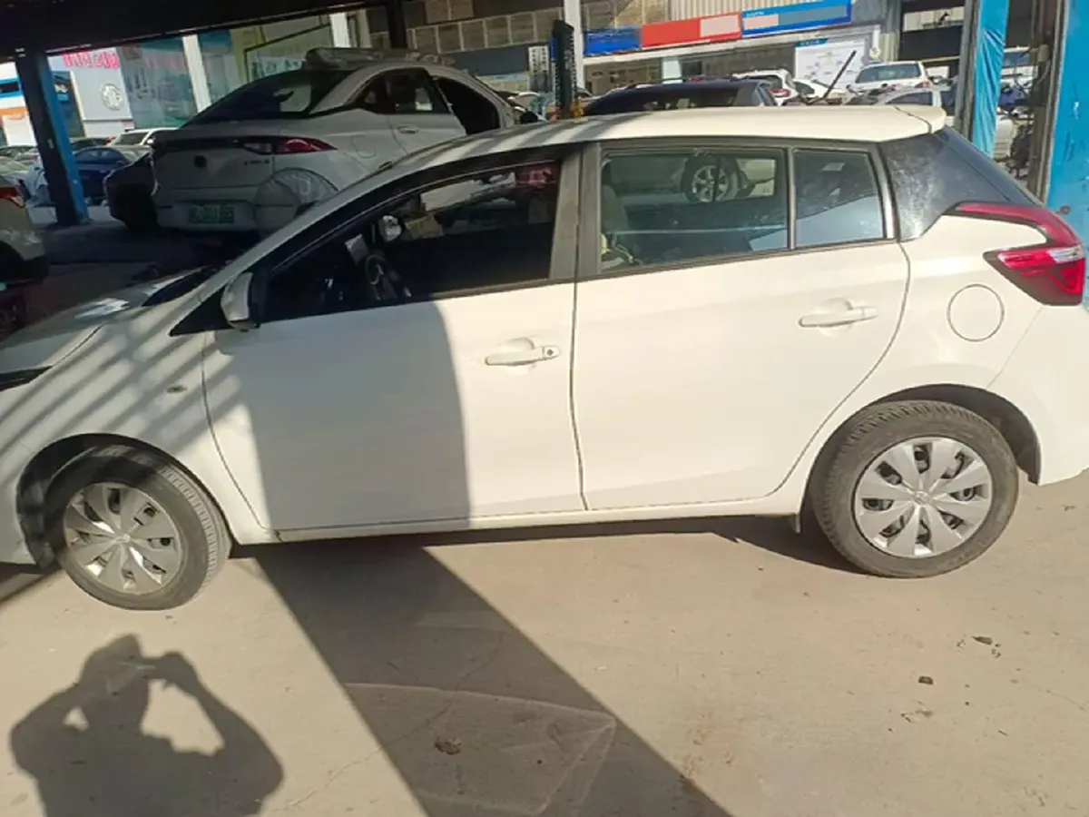 2021 Toyota Yaris L 1.5L 112HP L4 CVT,autocango,china used car exporter,china ev exporter,chinese used car exporter,chinese used ev exporter