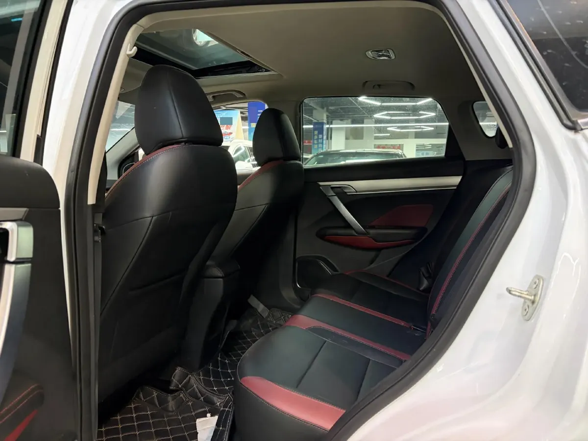 2021 Geely Coolray 1.4T 141HP L4 6DCT,autocango,china used car exporter,china ev exporter,chinese used car exporter,chinese used ev exporter