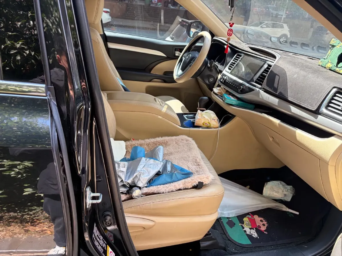 2018 Toyota Highlander 2.0T 220HP L4 6AT,autocango,china used car exporter,china ev exporter,chinese used car exporter,chinese used ev exporter