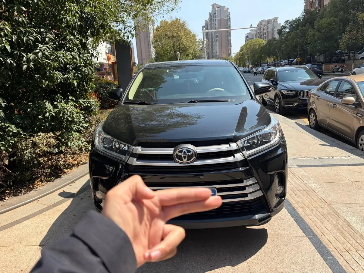 2018 Toyota Highlander 2.0T 220HP L4 6AT,autocango,china used car exporter,china ev exporter,chinese used car exporter,chinese used ev exporter