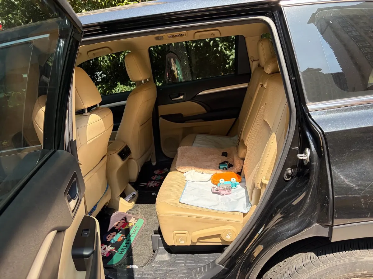 2018 Toyota Highlander 2.0T 220HP L4 6AT,autocango,china used car exporter,china ev exporter,chinese used car exporter,chinese used ev exporter