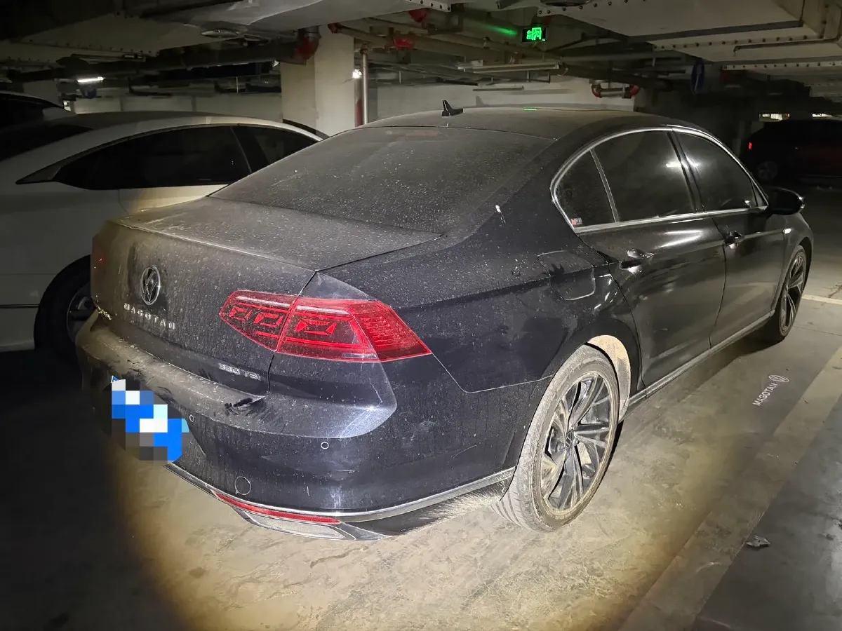 2020 Volkswagen Magotan 2.0T 186HP L4 7DCT,autocango,china used car exporter,china ev exporter,chinese used car exporter,chinese used ev exporter