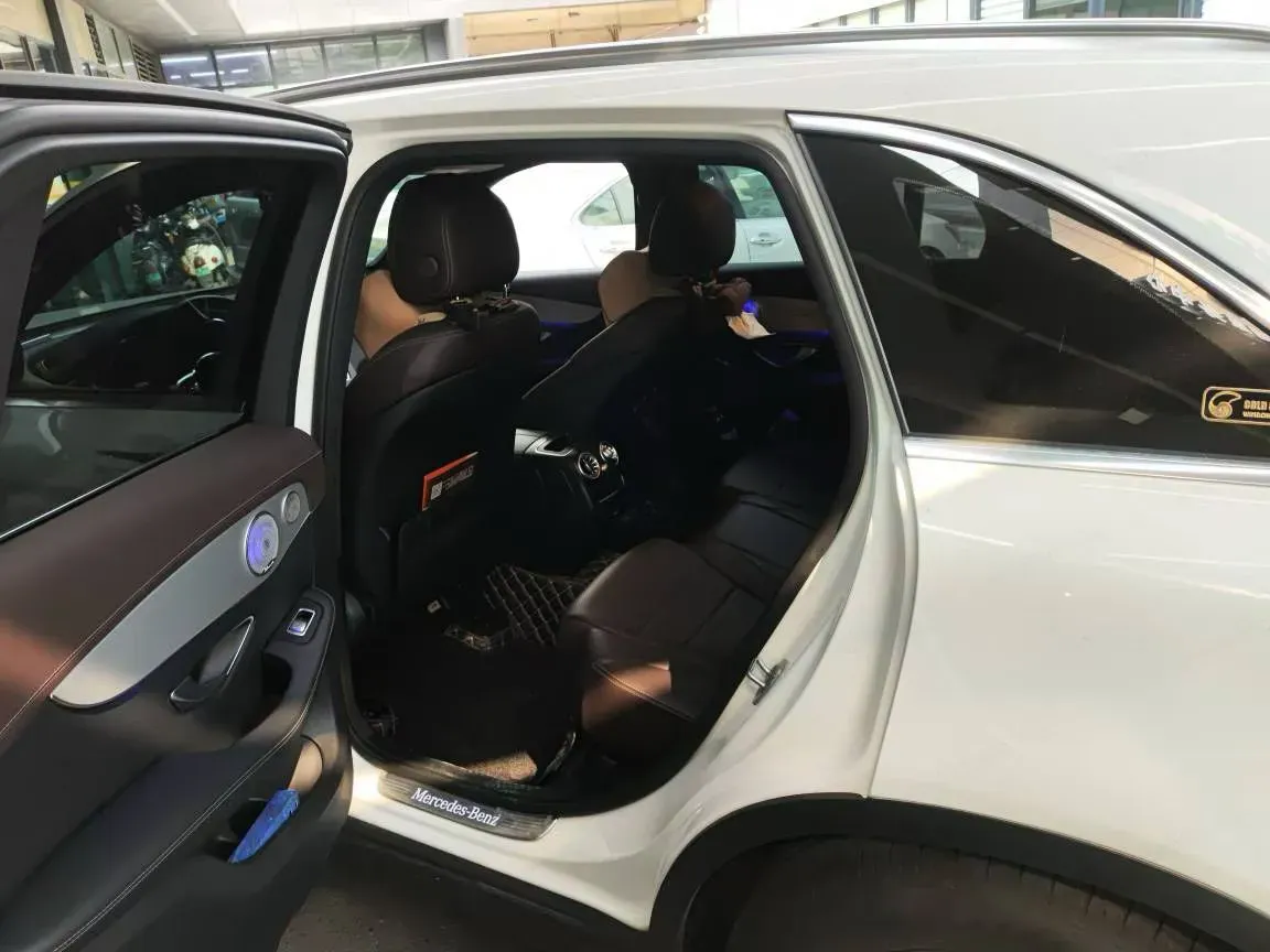 2022 Mercedes-Benz GLC Class 2.0T 197HP L4 9AT,autocango,china used car exporter,china ev exporter,chinese used car exporter,chinese used ev exporter