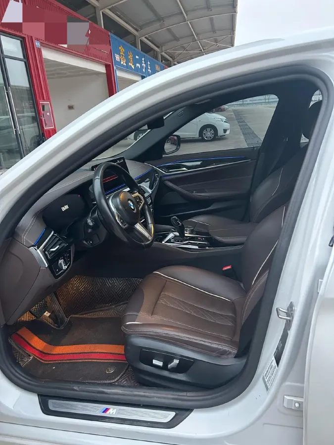 2021 BMW 5 Series 2.0T 184HP L4 8AT,autocango,china used car exporter,china ev exporter,chinese used car exporter,chinese used ev exporter