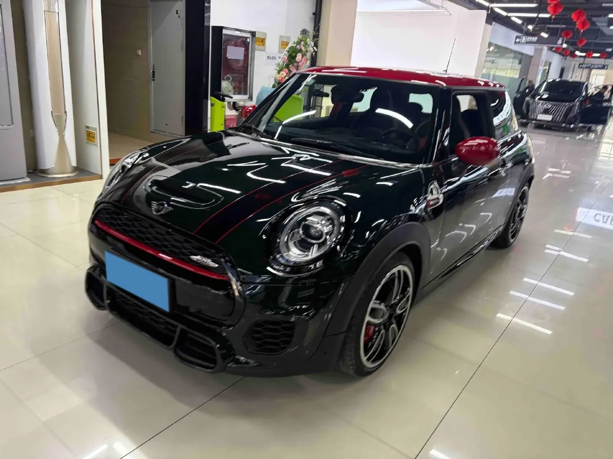2021 MINI JCW 2.0T 231HP L4 8AT,autocango,china used car exporter,china ev exporter,chinese used car exporter,chinese used ev exporter