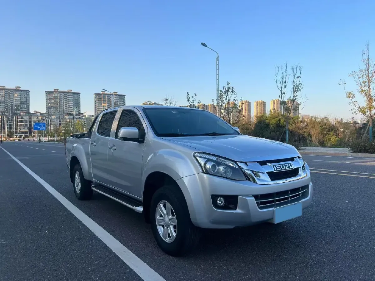 2020 Isuzu LingTuo 2.5T 150HP L4 6MT,autocango,china used car exporter,china ev exporter,chinese used car exporter,chinese used ev exporter