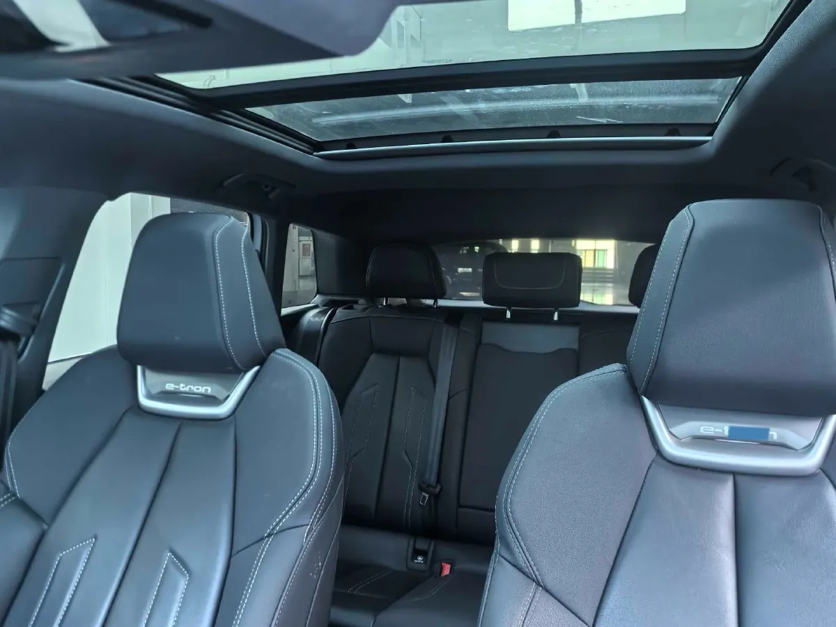 2023 Audi Q4 e-tron BEV 84.8KWH,autocango,china used car exporter,china ev exporter,chinese used car exporter,chinese used ev exporter