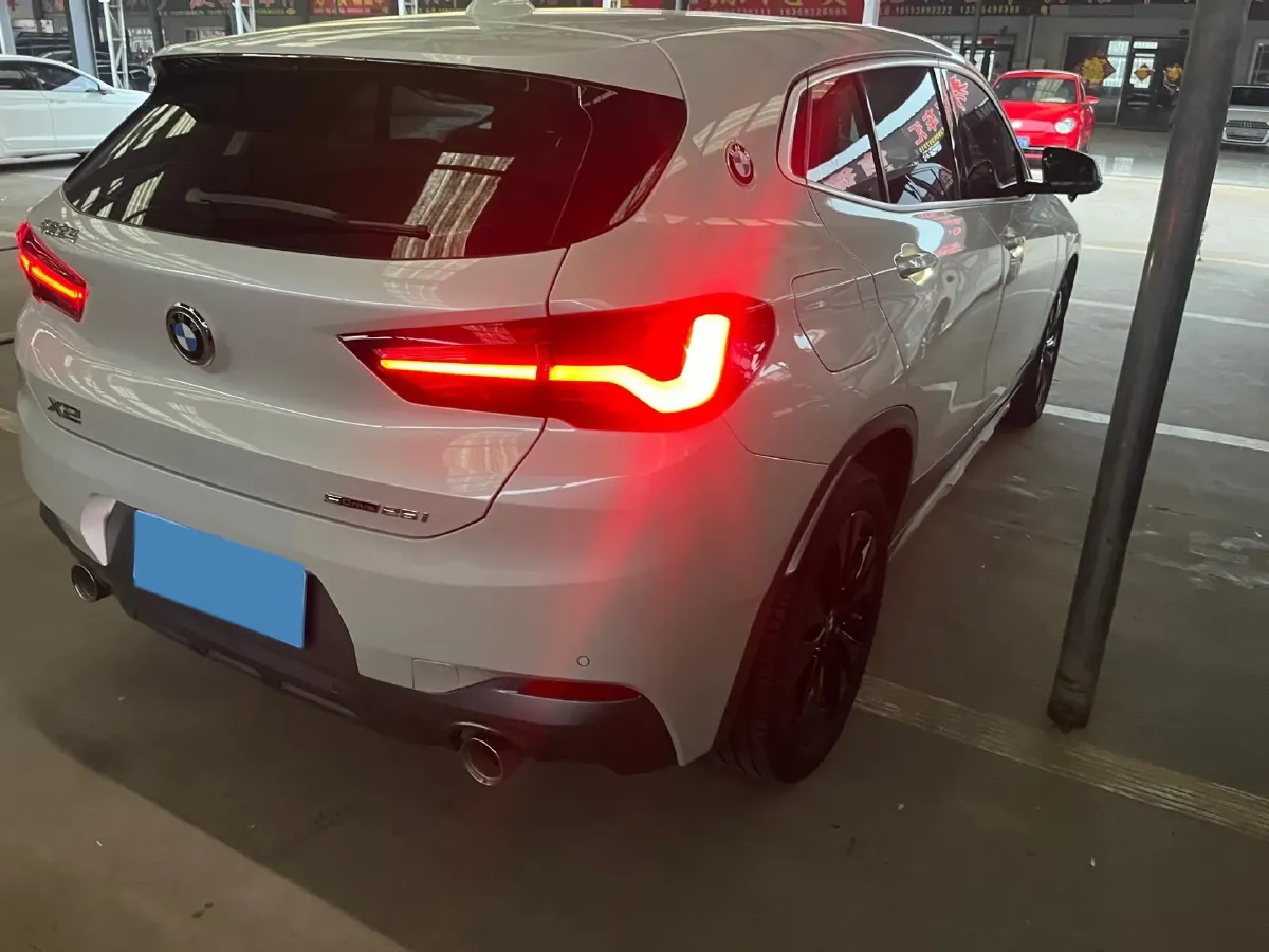 2022 BMW X2 2.0T 192HP L4 7DCT,autocango,china used car exporter,china ev exporter,chinese used car exporter,chinese used ev exporter