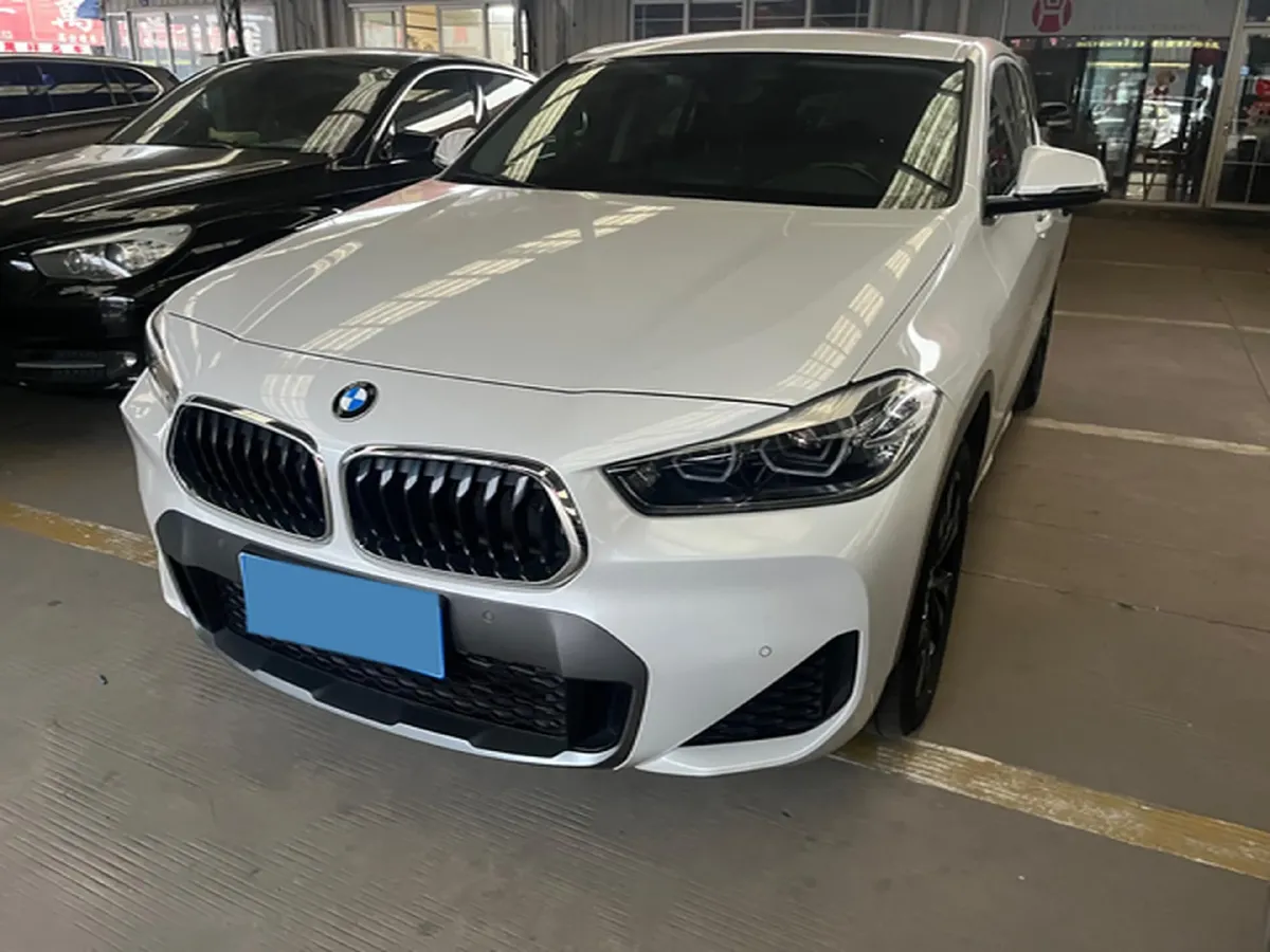 2022 BMW X2 2.0T 192HP L4 7DCT,autocango,china used car exporter,china ev exporter,chinese used car exporter,chinese used ev exporter