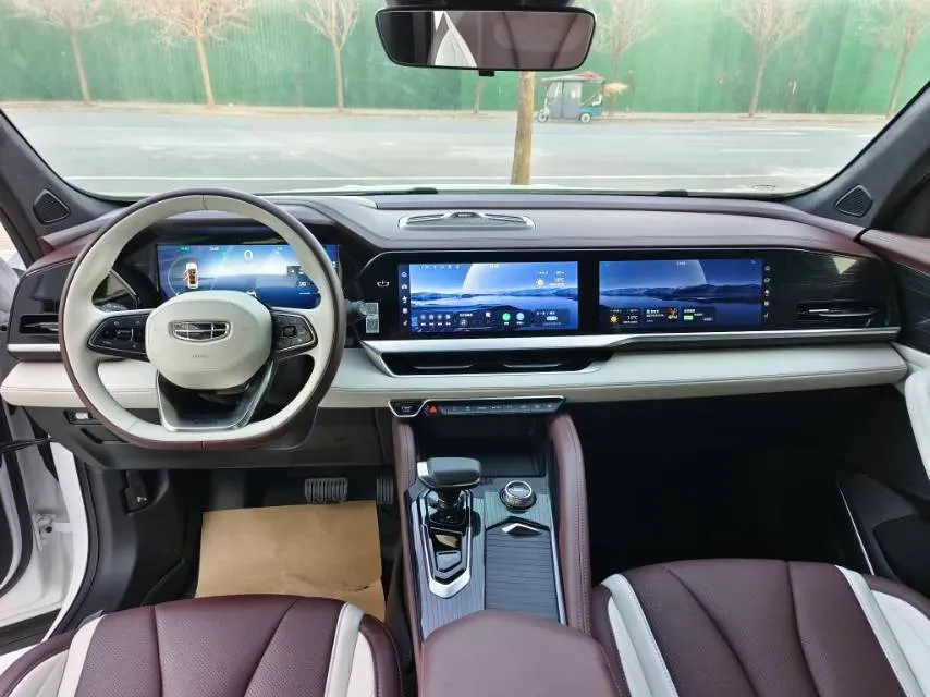 2021 Geely Monjaro 2.0T 218HP L4 7DCT,autocango,china used car exporter,china ev exporter,chinese used car exporter,chinese used ev exporter