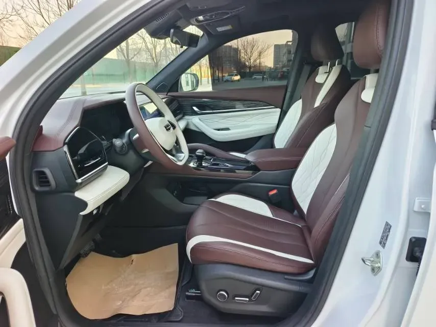 2021 Geely Monjaro 2.0T 218HP L4 7DCT,autocango,china used car exporter,china ev exporter,chinese used car exporter,chinese used ev exporter