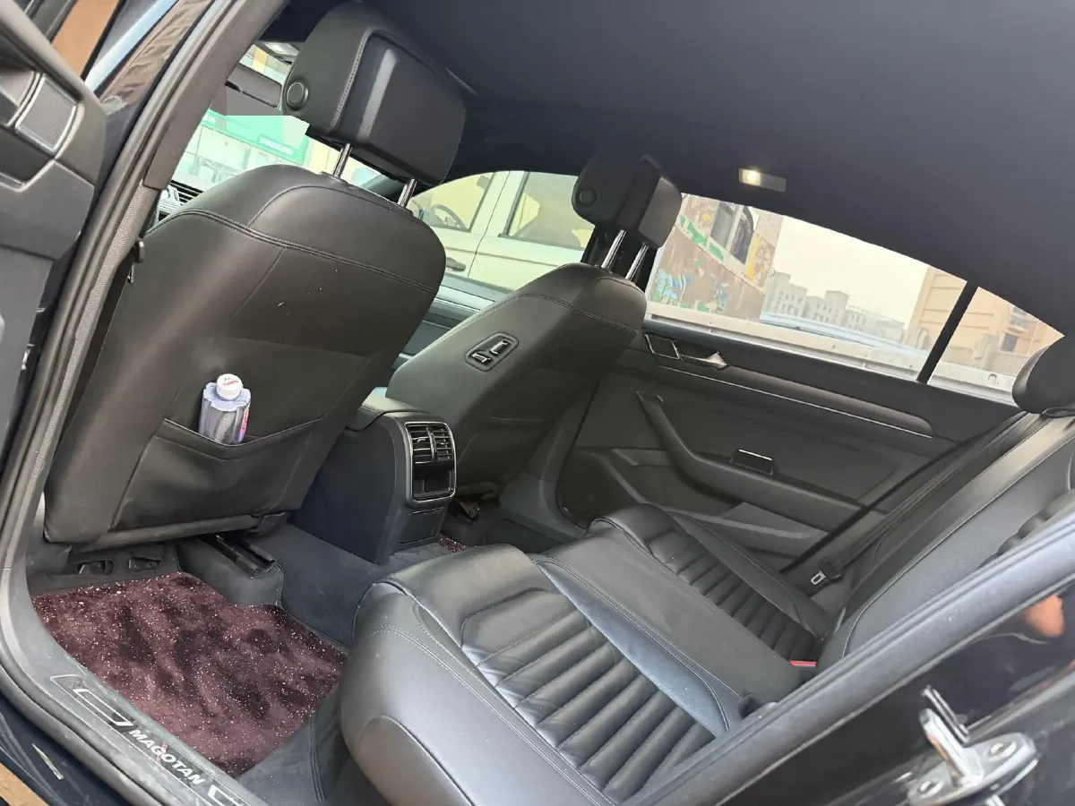 2019 Volkswagen Magotan 2.0T 186HP L4 7DCT,autocango,china used car exporter,china ev exporter,chinese used car exporter,chinese used ev exporter