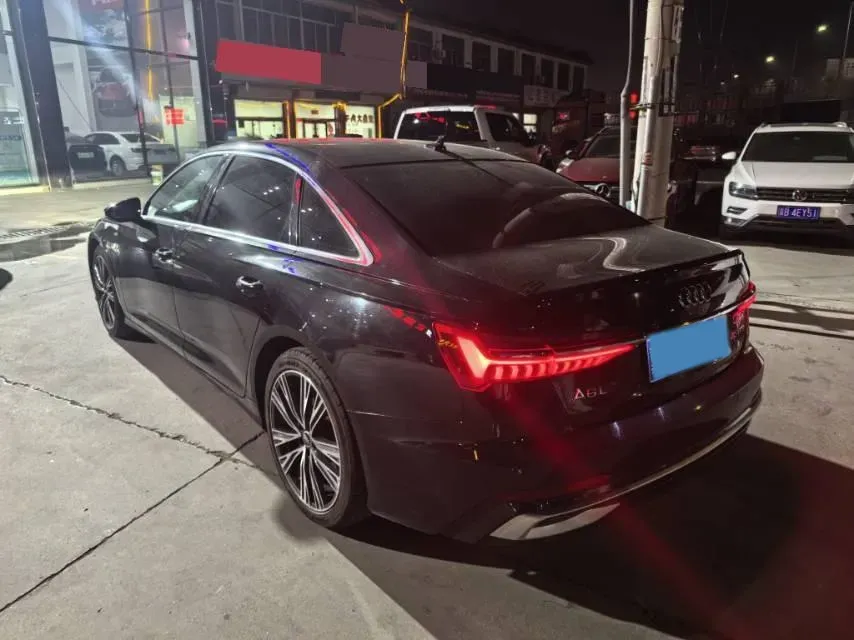 2022 Audi A6L 2.0T 190HP L4 7DCT,autocango,china used car exporter,china ev exporter,chinese used car exporter,chinese used ev exporter