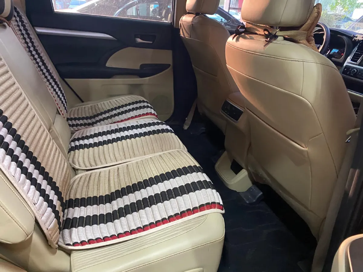 2021 Toyota Highlander 2.0T 220HP L4 6AT,autocango,china used car exporter,china ev exporter,chinese used car exporter,chinese used ev exporter