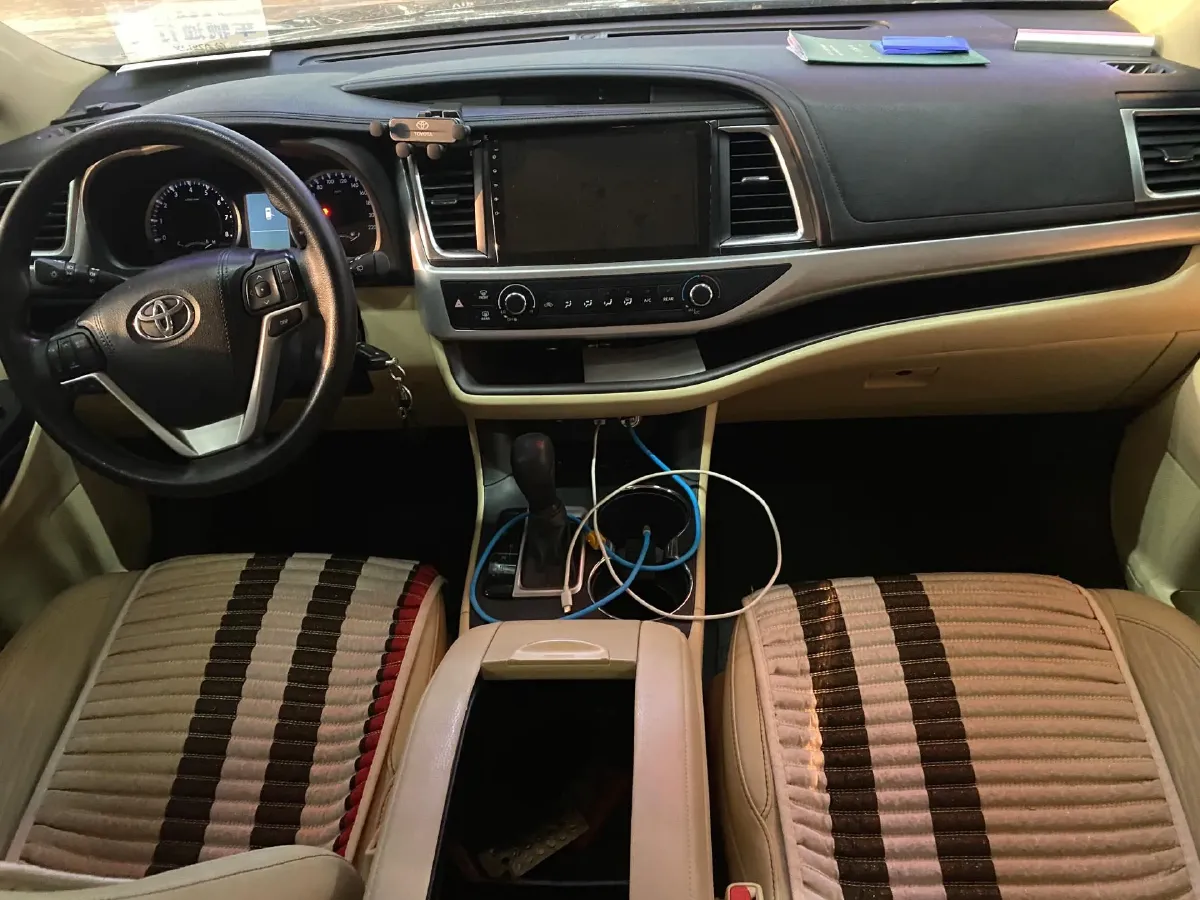 2021 Toyota Highlander 2.0T 220HP L4 6AT,autocango,china used car exporter,china ev exporter,chinese used car exporter,chinese used ev exporter