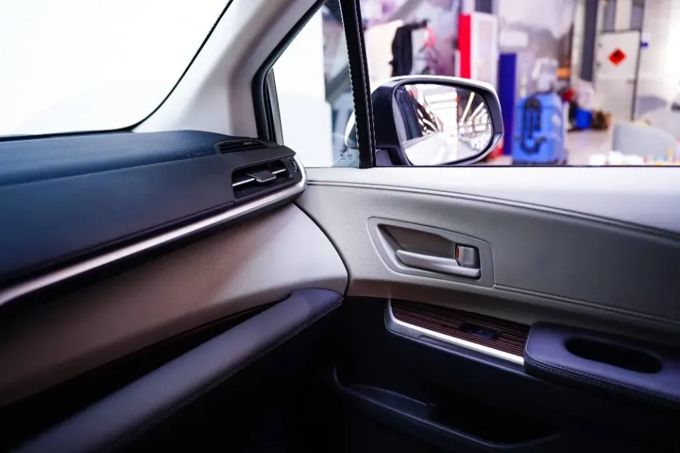 2024 Toyota Sienna 2.5L 189HP L4 E-CVT Hybrid,autocango,china used car exporter,china ev exporter,chinese used car exporter,chinese used ev exporter