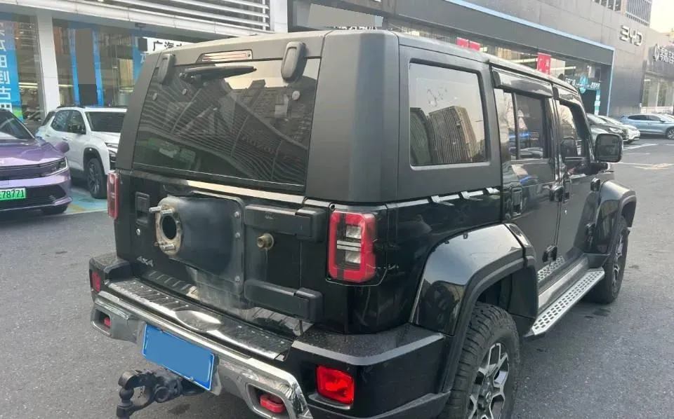 2018 Beijing BJ40 2.3T 250HP L4 6AT,autocango,china used car exporter,china ev exporter,chinese used car exporter,chinese used ev exporter