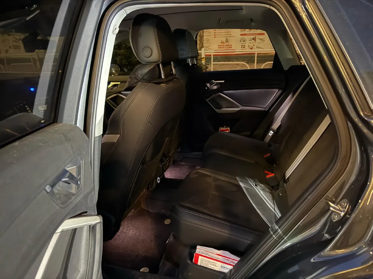 2022 Audi Q3 1.4T 150HP L4 7DCT,autocango,china used car exporter,china ev exporter,chinese used car exporter,chinese used ev exporter