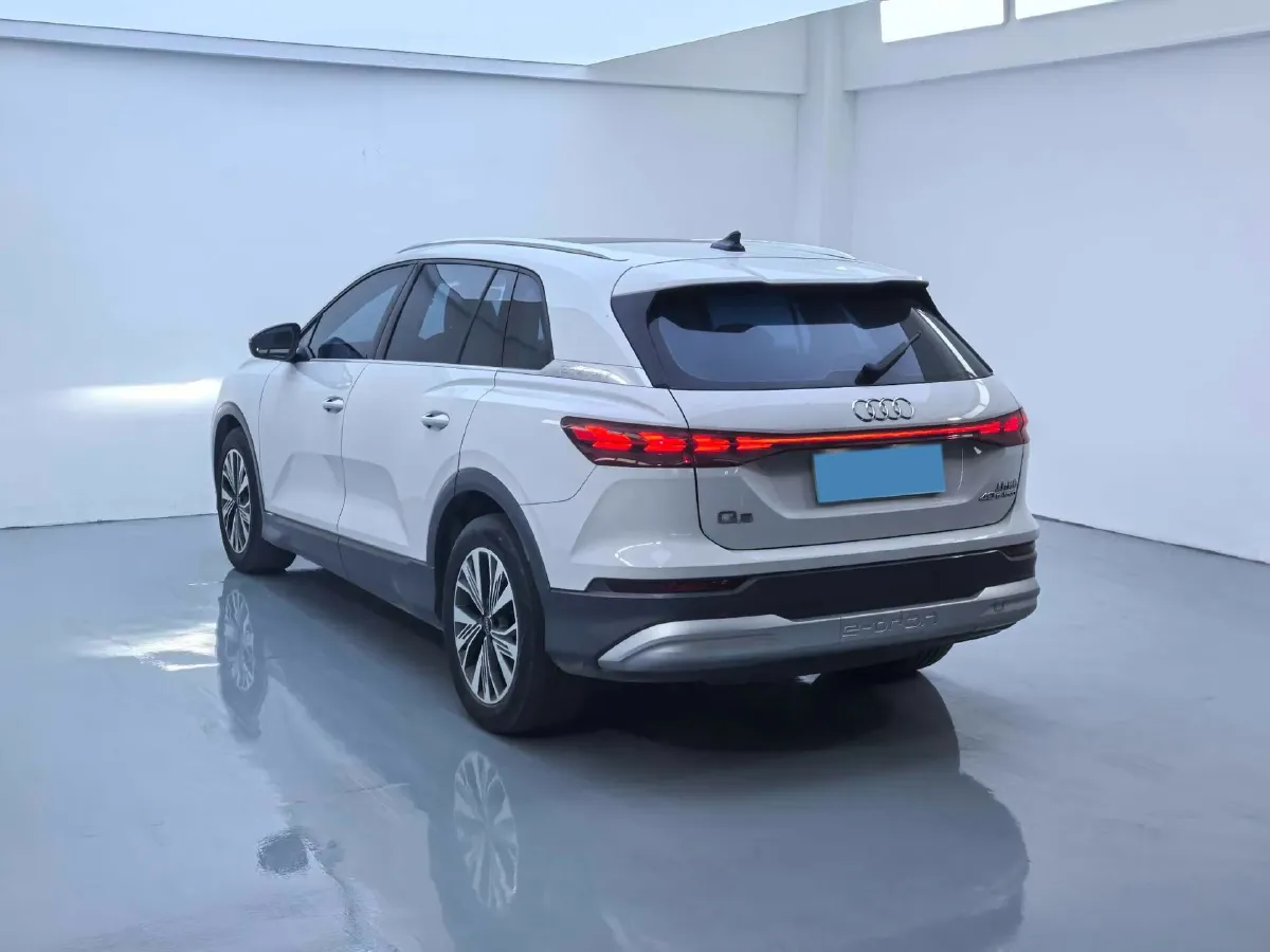 2023 Audi Q5 e-tron BEV 83.4KWH,autocango,china used car exporter,china ev exporter,chinese used car exporter,chinese used ev exporter
