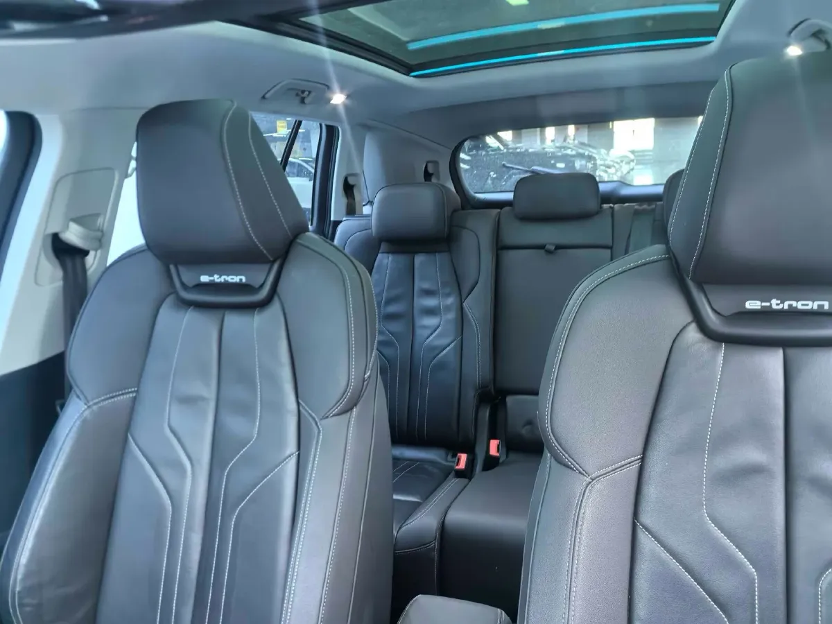 2023 Audi Q5 e-tron BEV 83.4KWH,autocango,china used car exporter,china ev exporter,chinese used car exporter,chinese used ev exporter