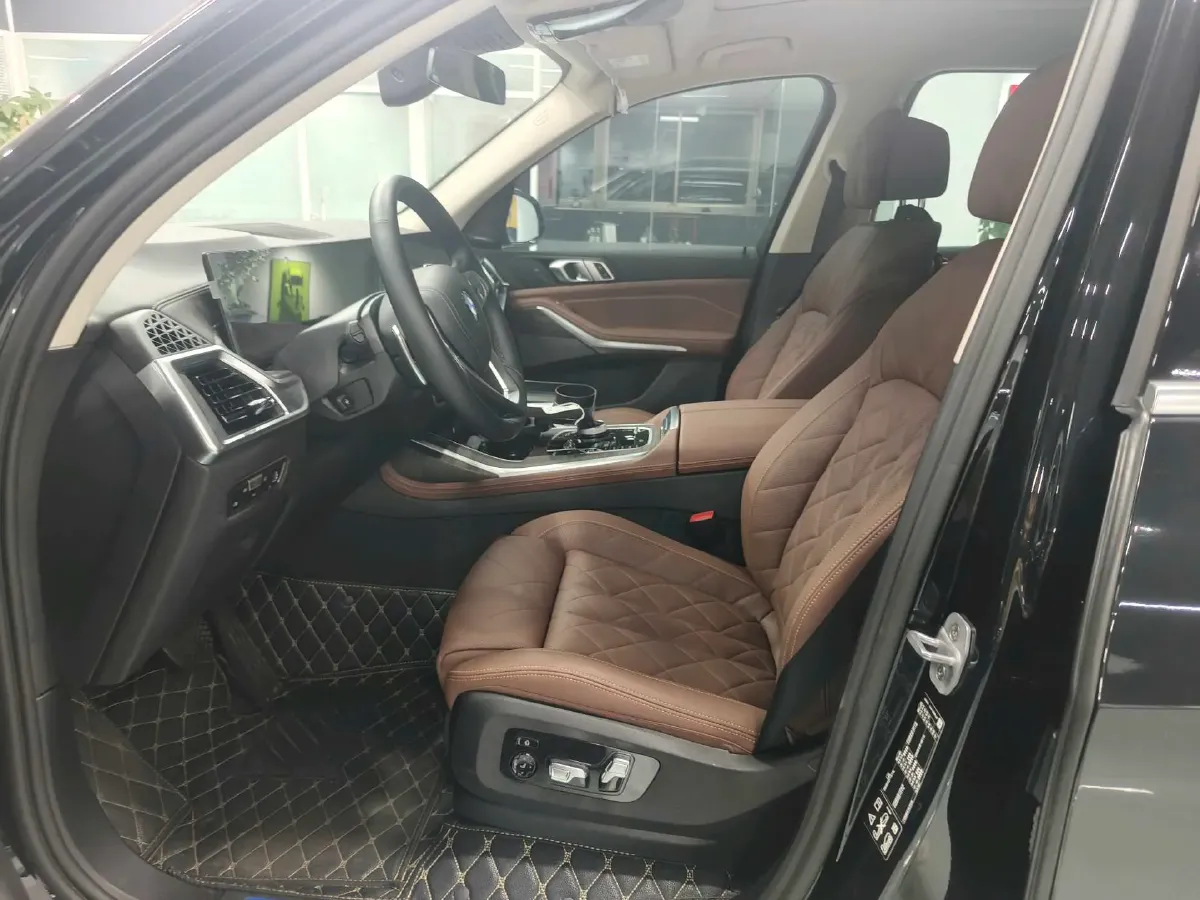 2022 BMW X7 3.0T 340HP L6 8AT,autocango,china used car exporter,china ev exporter,chinese used car exporter,chinese used ev exporter