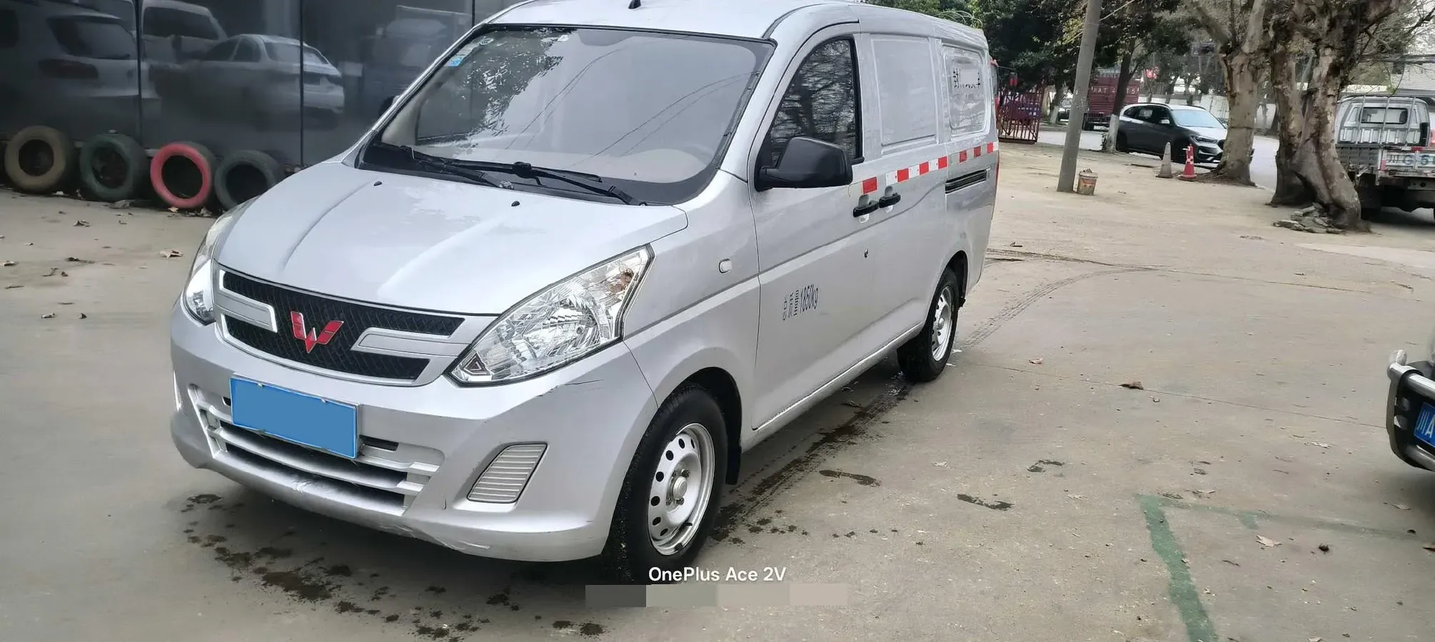 2019 WuLing RongGuang V 1.5L 99HP L4 6MT,autocango,china used car exporter,china ev exporter,chinese used car exporter,chinese used ev exporter