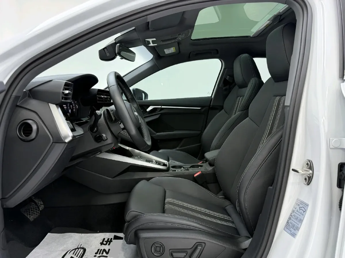 2024 Audi A3 1.4T 150HP L4 7DCT,autocango,china used car exporter,china ev exporter,chinese used car exporter,chinese used ev exporter