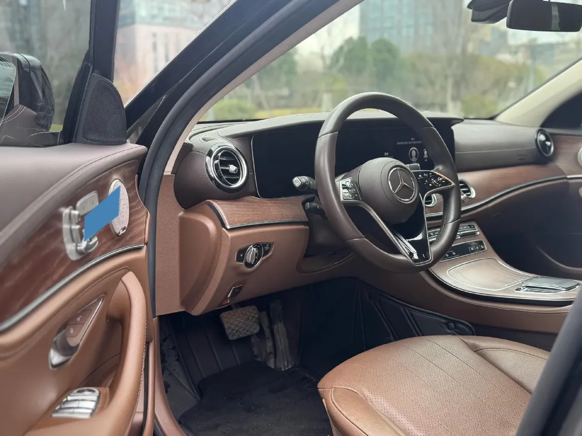2023 Mercedes-Benz E Class 2.0T 258HP L4 9AT,autocango,china used car exporter,china ev exporter,chinese used car exporter,chinese used ev exporter
