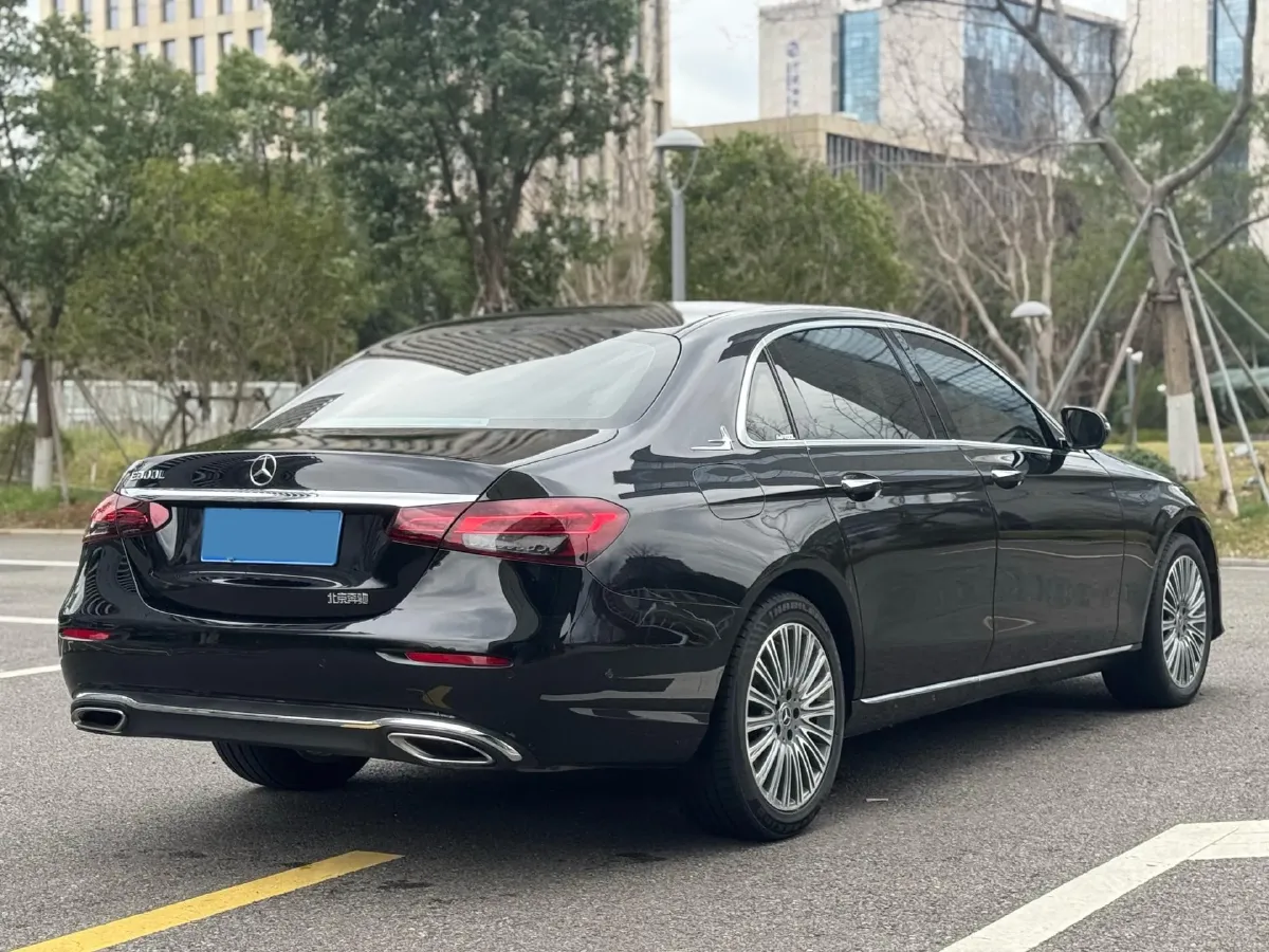 2023 Mercedes-Benz E Class 2.0T 258HP L4 9AT,autocango,china used car exporter,china ev exporter,chinese used car exporter,chinese used ev exporter